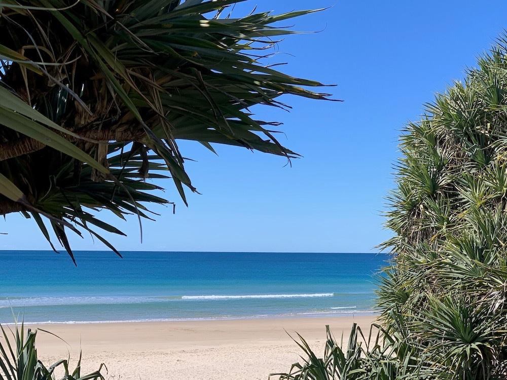 Coolum Beach Getaway Resort Exterior photo