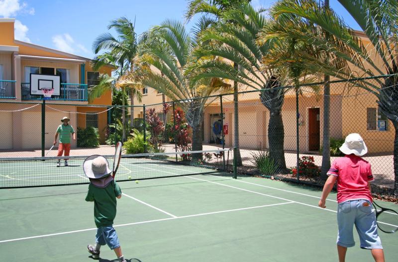 Coolum Beach Getaway Resort Exterior photo